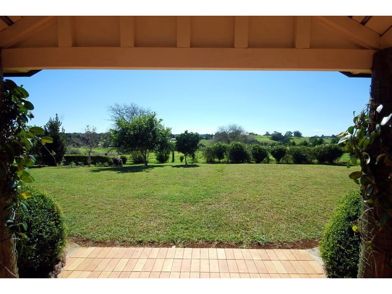 45 Treehaven Way, Maleny QLD 4552