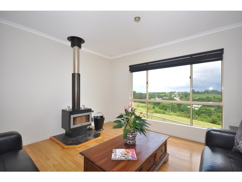 12 Greenhills Esplanade, Maleny QLD 4552