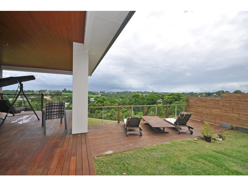 12 Greenhills Esplanade, Maleny QLD 4552