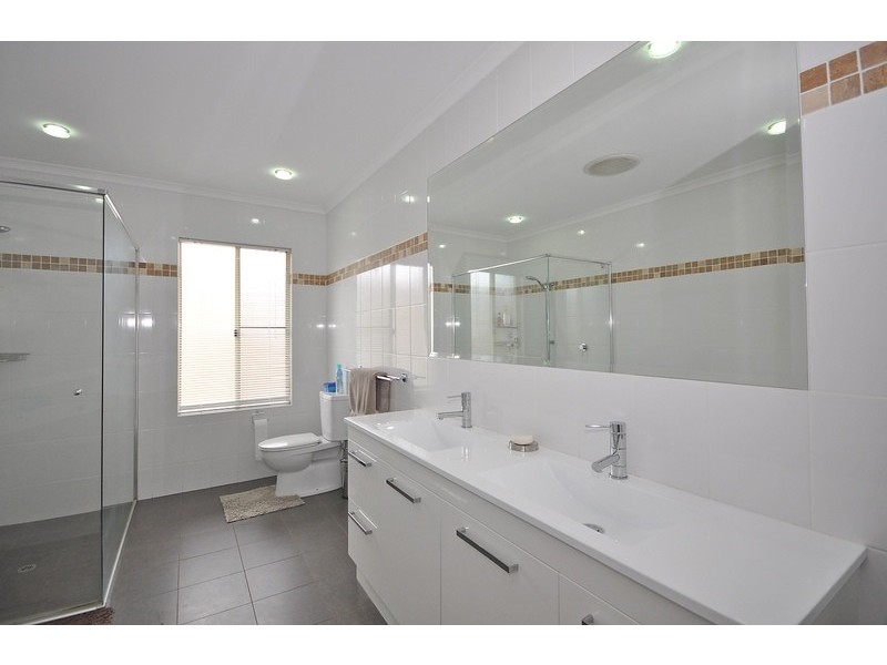 12 Greenhills Esplanade, Maleny QLD 4552