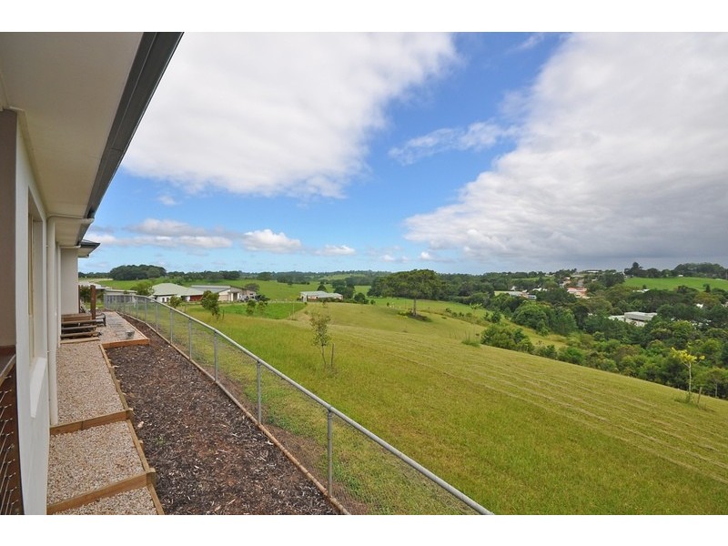12 Greenhills Esplanade, Maleny QLD 4552
