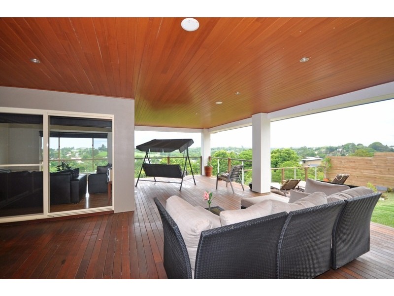 12 Greenhills Esplanade, Maleny QLD 4552