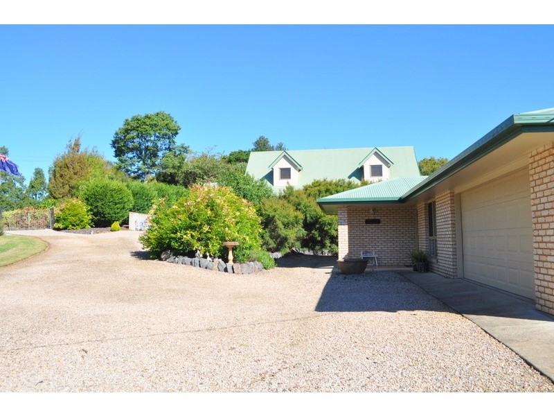 13 Berganns Road, Maleny QLD 4552
