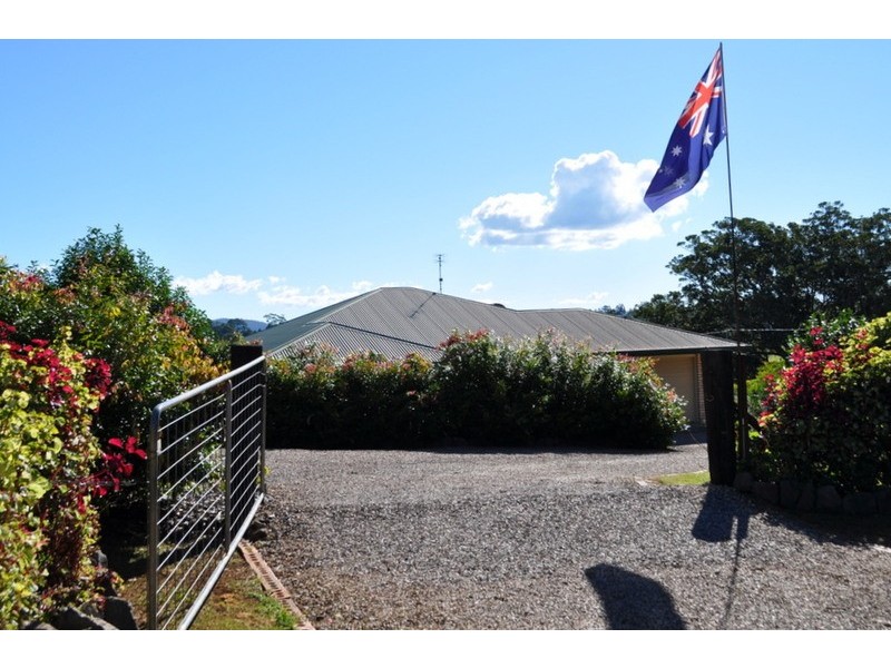 13 Berganns Road, Maleny QLD 4552