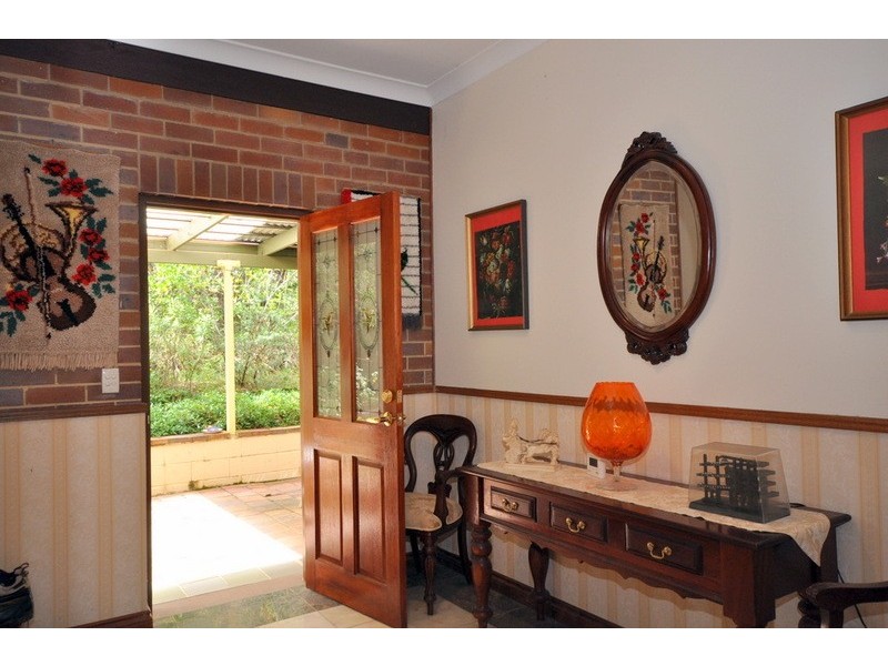 1 Connemara Court CONONDALE, Maleny QLD 4552