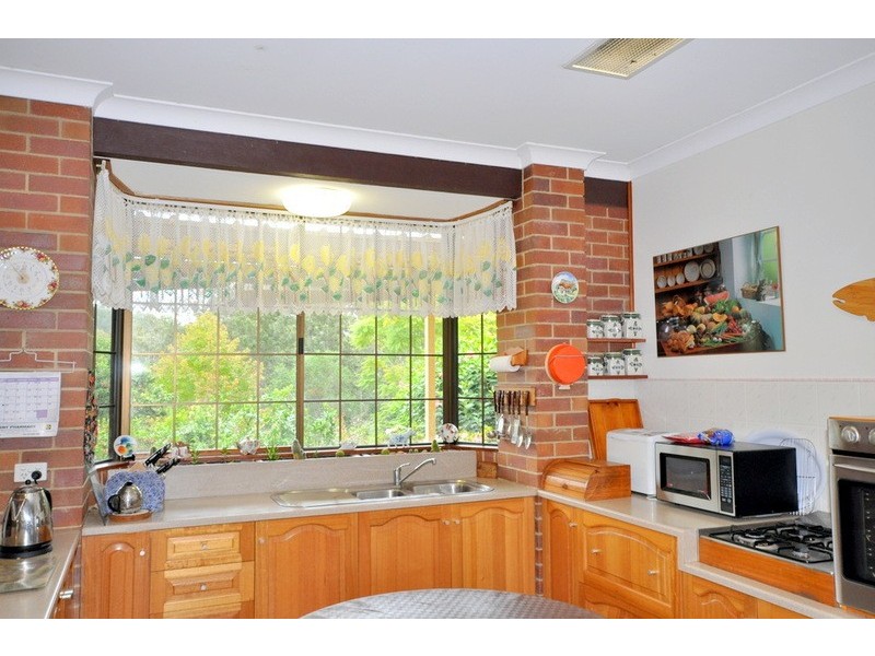 1 Connemara Court CONONDALE, Maleny QLD 4552