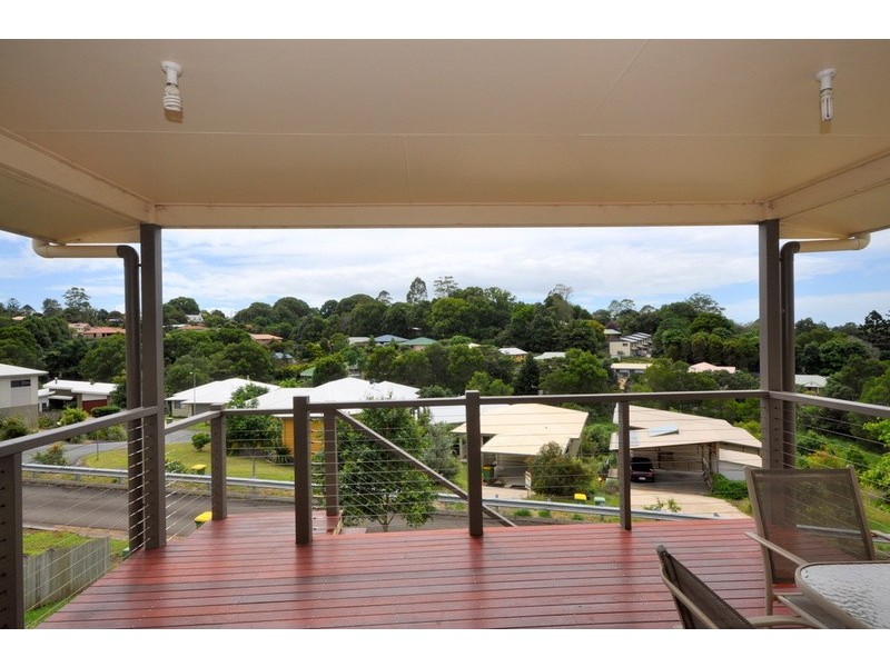 52 Hakea Ave, Maleny QLD 4552