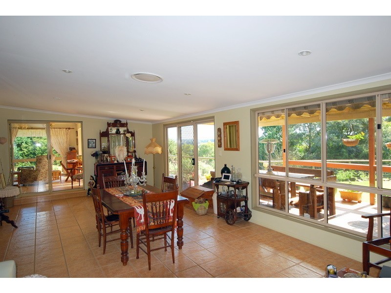 39 Beechwood Road, Maleny QLD 4552