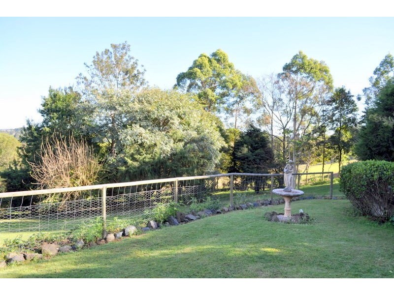 39 Beechwood Road, Maleny QLD 4552