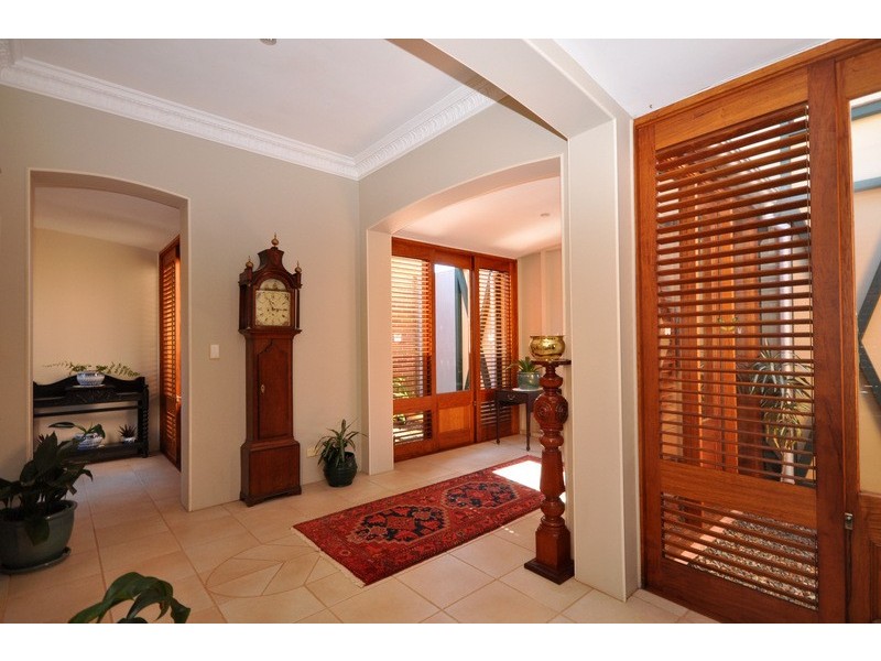 566 Mountain View Road, Maleny QLD 4552
