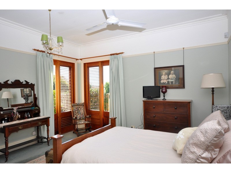 566 Mountain View Road, Maleny QLD 4552