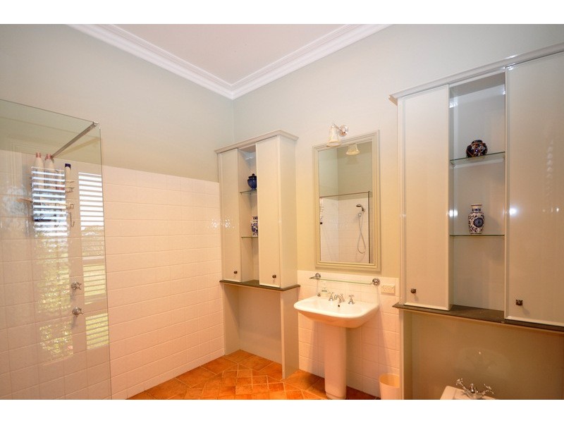 566 Mountain View Road, Maleny QLD 4552