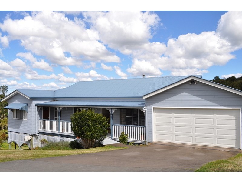 76  Tallowwood Street, Maleny QLD 4552