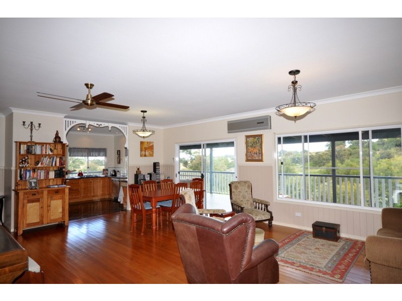 76  Tallowwood Street, Maleny QLD 4552