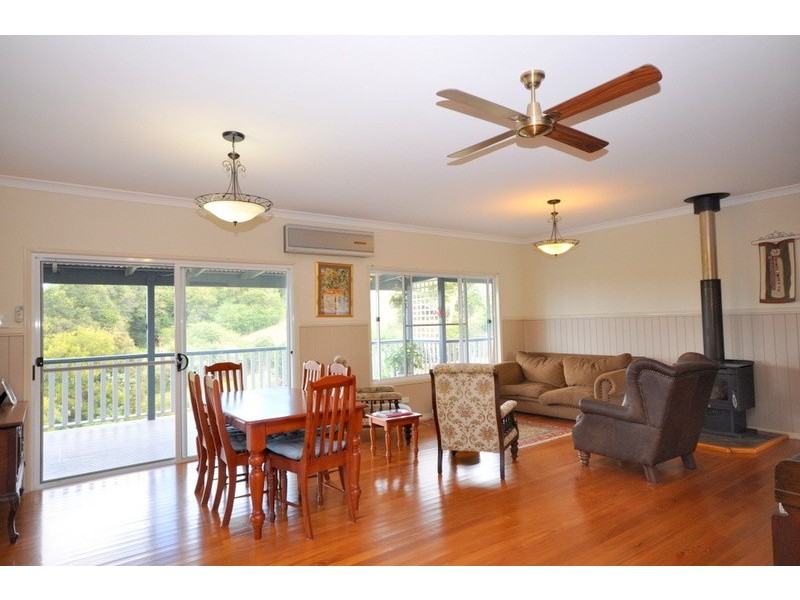 76  Tallowwood Street, Maleny QLD 4552