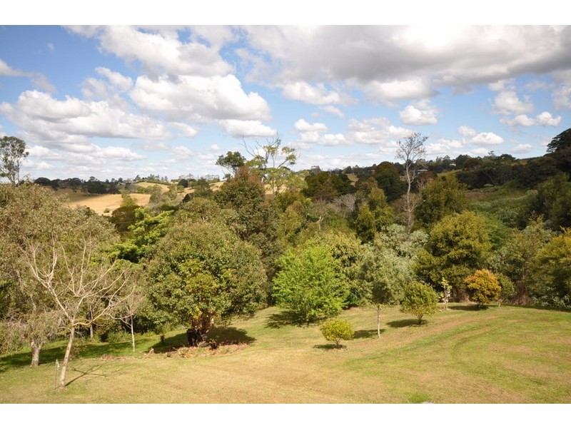 76  Tallowwood Street, Maleny QLD 4552