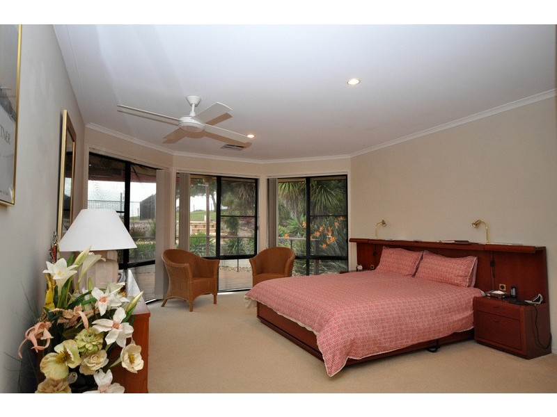 37 Avocado Lane, Maleny QLD 4552