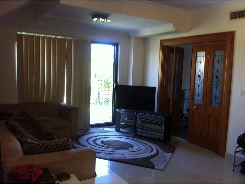 35a Faye Ave, Earlwood NSW 2206