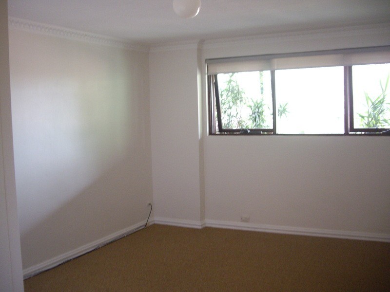 2/16 Wisdom Rd, Greenwich NSW 2065