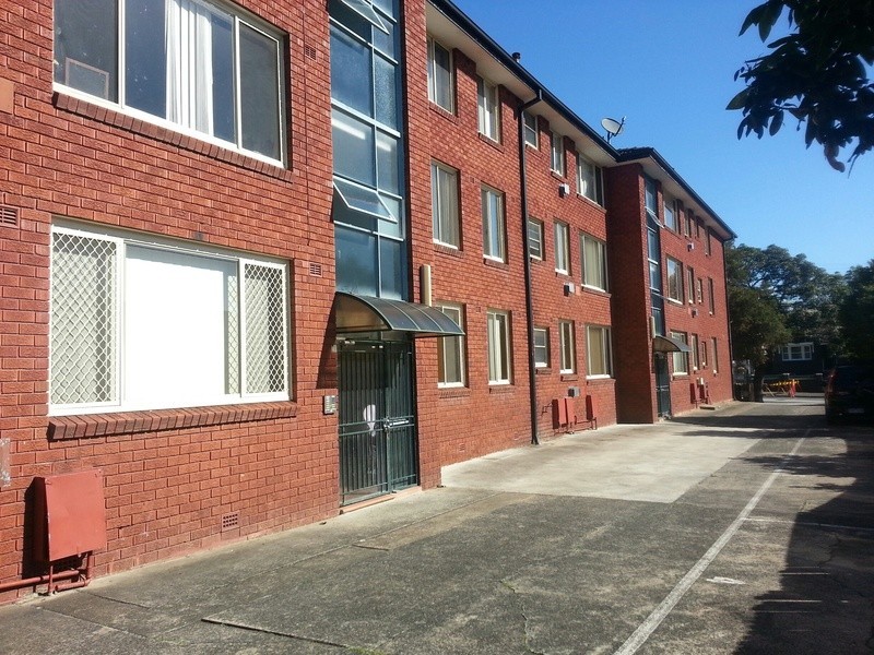 1/527 Burwood rd, Belmore NSW 2192