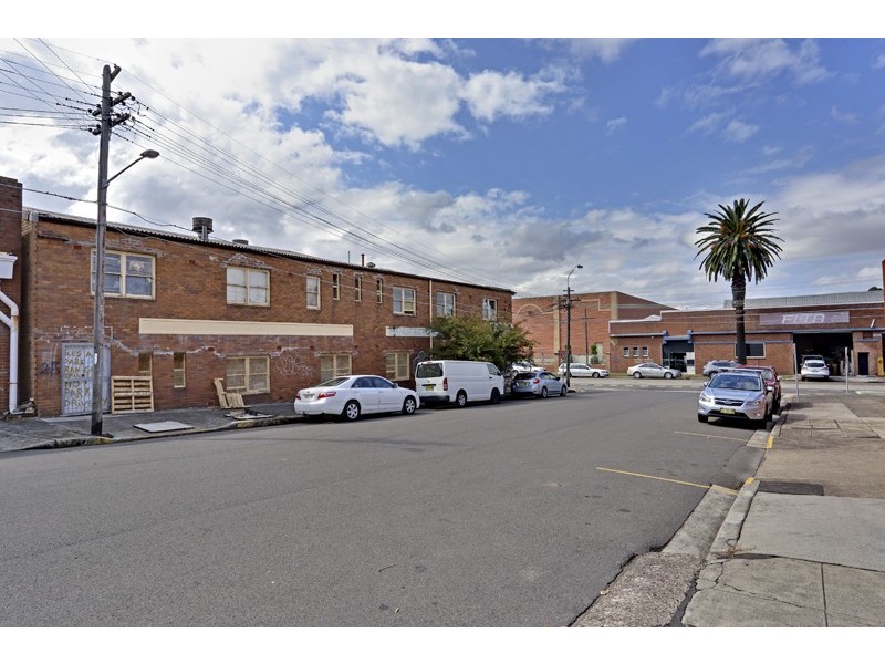 15 Carrington Rd, Marrickville NSW 2204