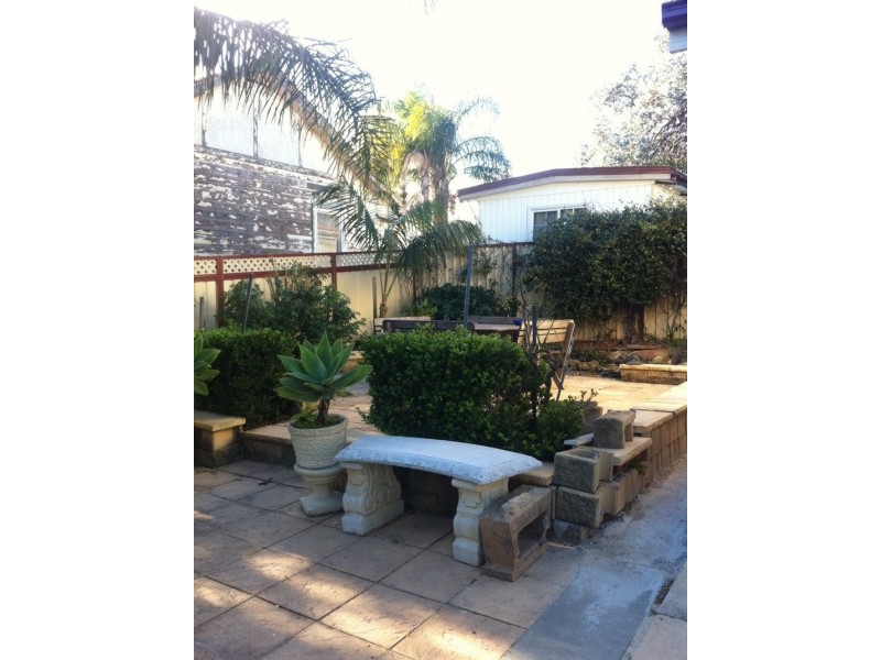 34 Wellington Rd, Hurstville NSW 2220