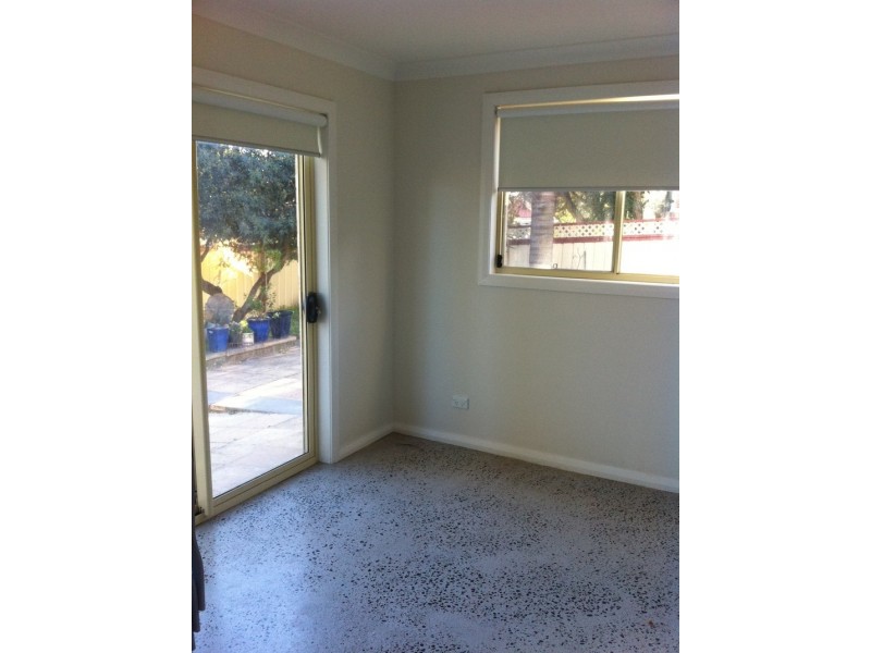 34 Wellington Rd, Hurstville NSW 2220