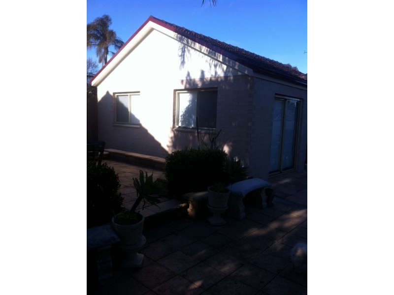 34 Wellington Rd, Hurstville NSW 2220