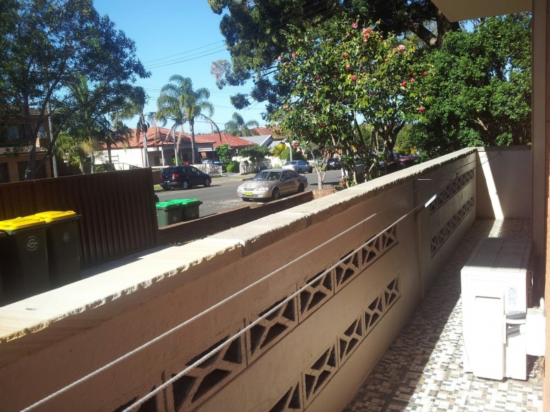 1/117 Victoria Rd, Punchbowl NSW 2196