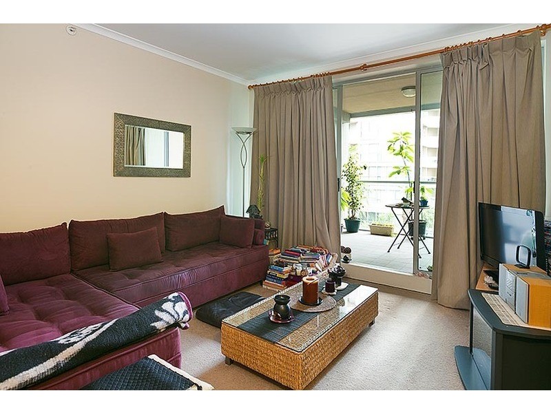 509/2B Help St, Chatswood NSW 2067