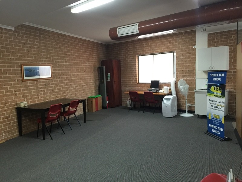 2/200 The Boulevarde, Punchbowl NSW 2196