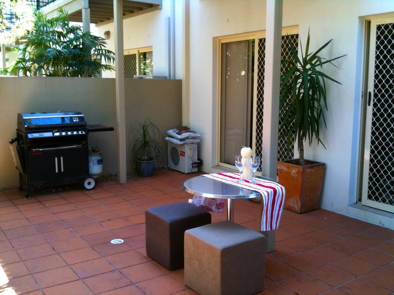 60 Caseys Rd, Hope Island QLD 4212