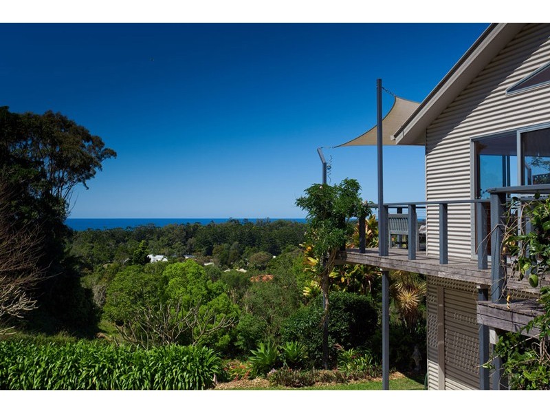 4 Goolara Court, Ocean Shores NSW 2483