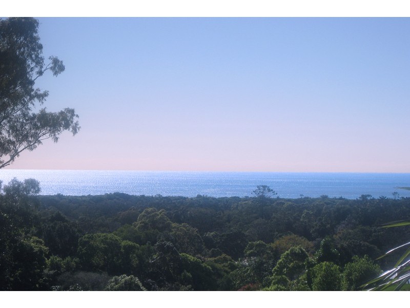 4 Goolara Court, Ocean Shores NSW 2483