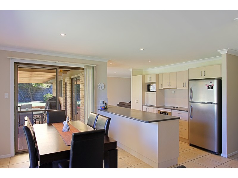 10 Beachside Drive, Suffolk Park NSW 2481