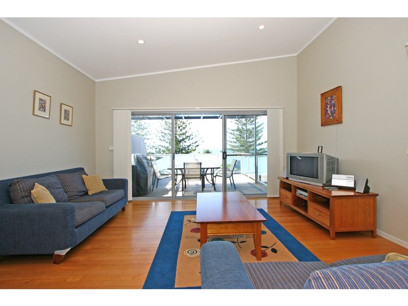 2/6 Bay Street, Angourie NSW 2464