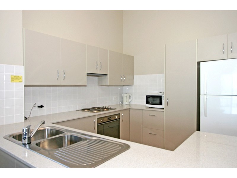 2/6 Bay Street, Angourie NSW 2464