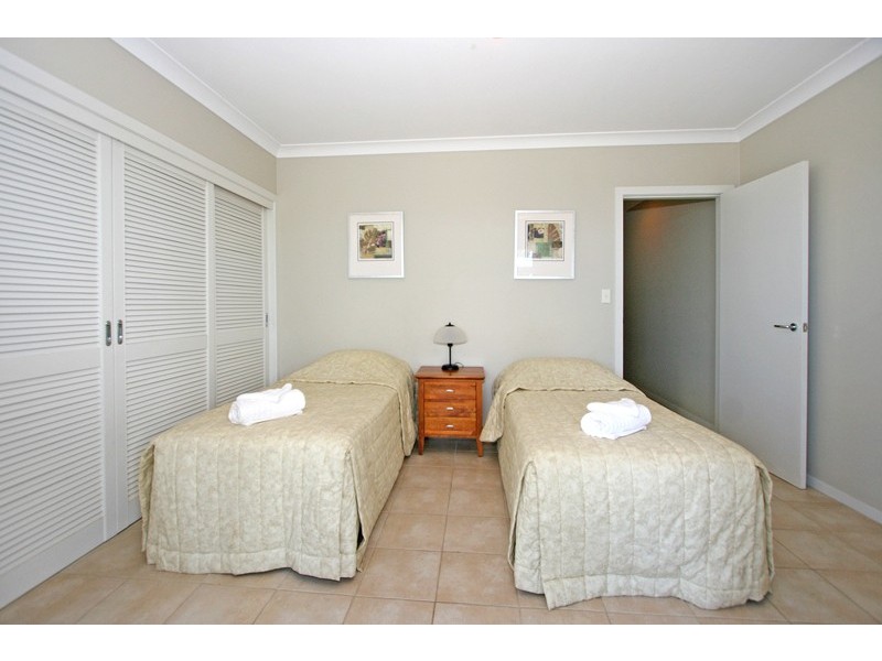 2/6 Bay Street, Angourie NSW 2464