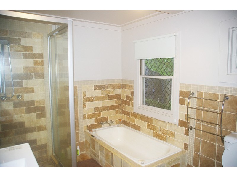 395 Fernleigh Road, Fernleigh NSW 2479