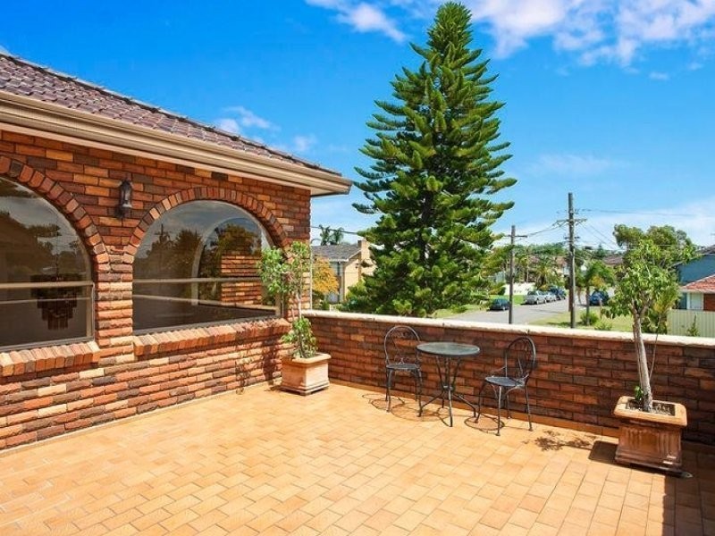 34 Hawkesbury Esplande, Sylvania Waters NSW 2224