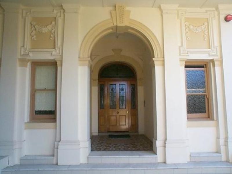 9/2 Carrington Avenue, Strathfield NSW 2135