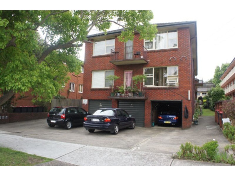 4/9 Queensborough Road, Croydon Park NSW 2133