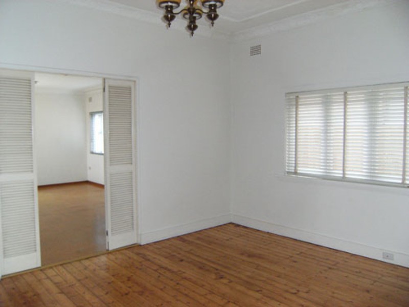 19 Cobden, Enfield NSW 2136