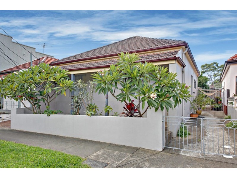 19 Bishop Street, Petersham NSW 2049