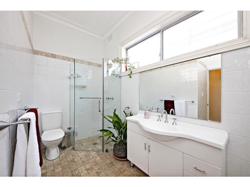 19 Bishop Street, Petersham NSW 2049