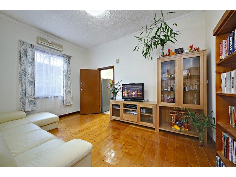 11 Thornley Street, Marrickville NSW 2204