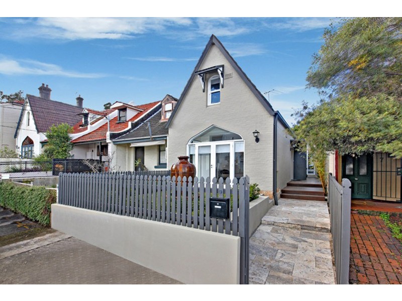 9 Allans Avenue, Petersham NSW 2049