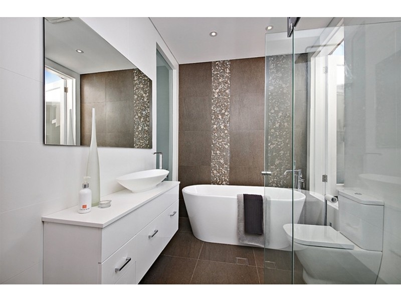 9 Allans Avenue, Petersham NSW 2049
