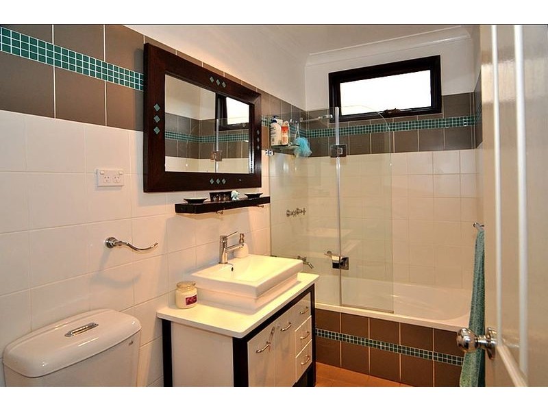 17 Moncur Street, Marrickville NSW 2204
