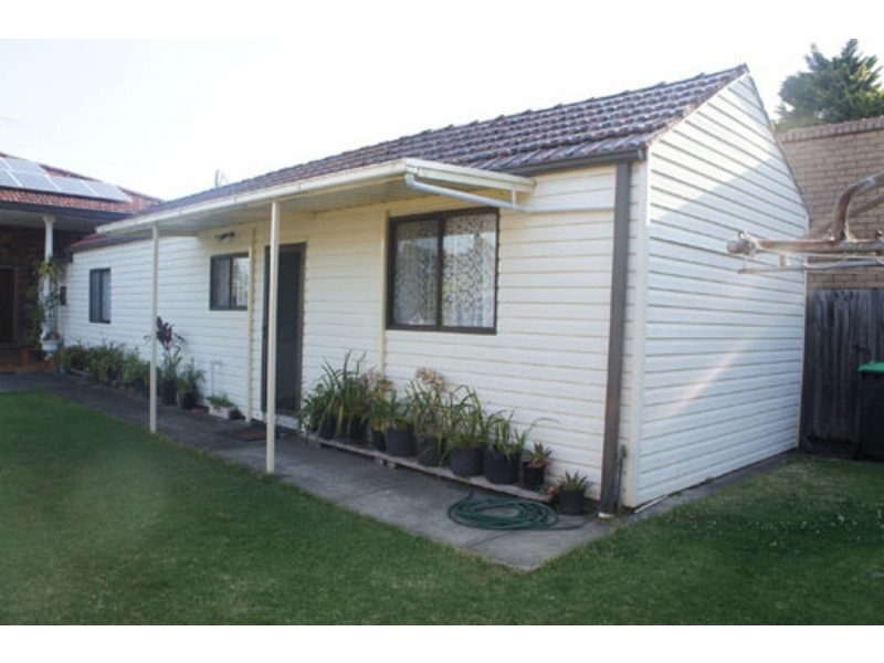 2/11 Arthur Street, Croydon NSW 2132